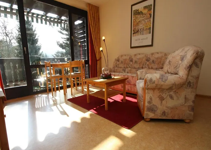 شقة Im Haus Schiefertal,