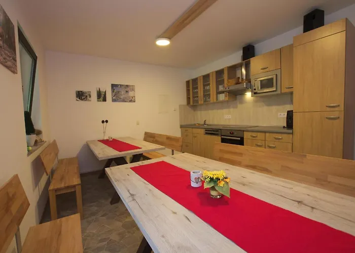 شقة Im Haus Schiefertal, *